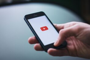 YouTube teste des vidéos de 15 secondes pour concurrencer TikTok